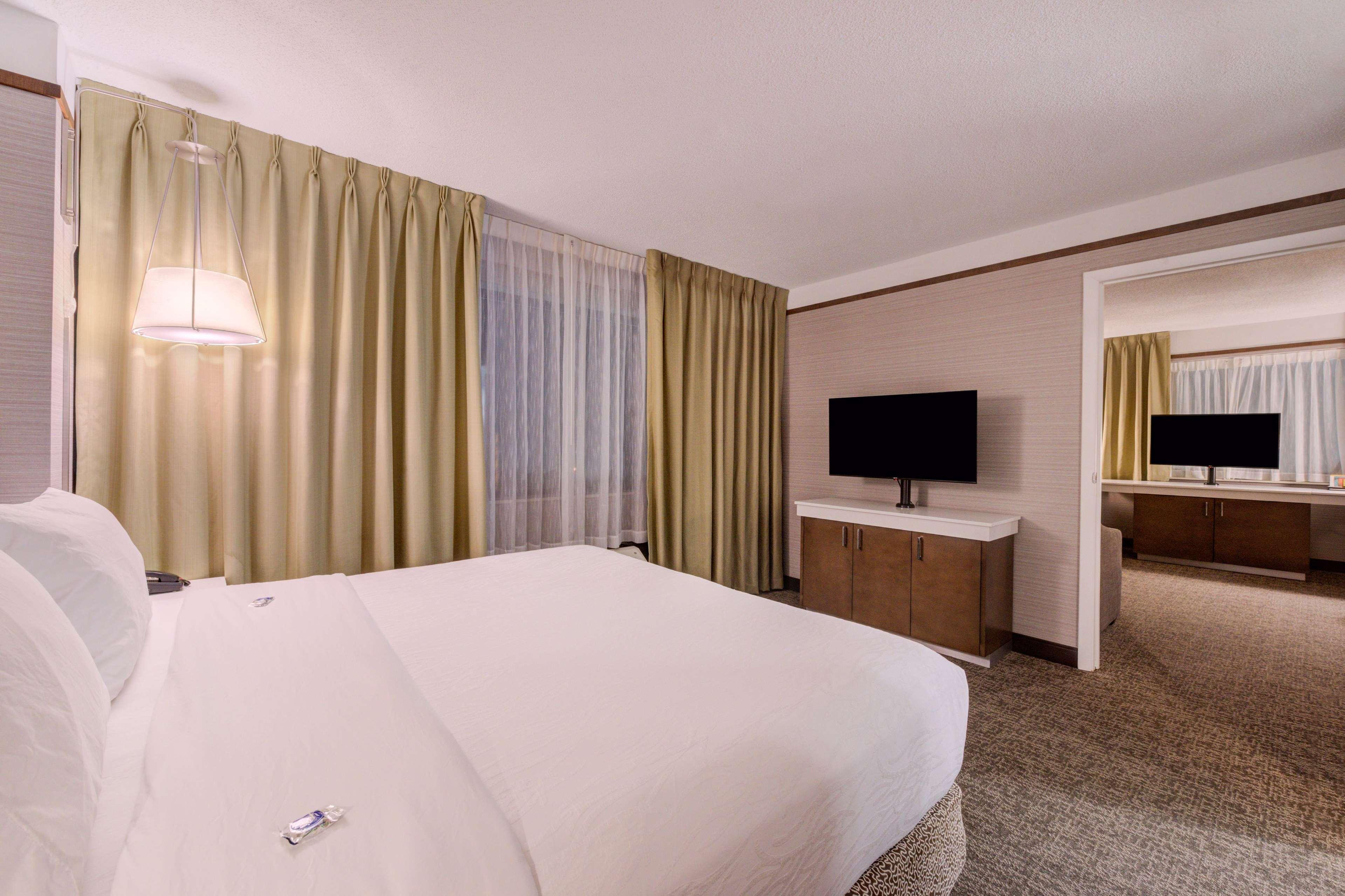 Hilton Garden Inn Detroit Southfield Eksteriør billede