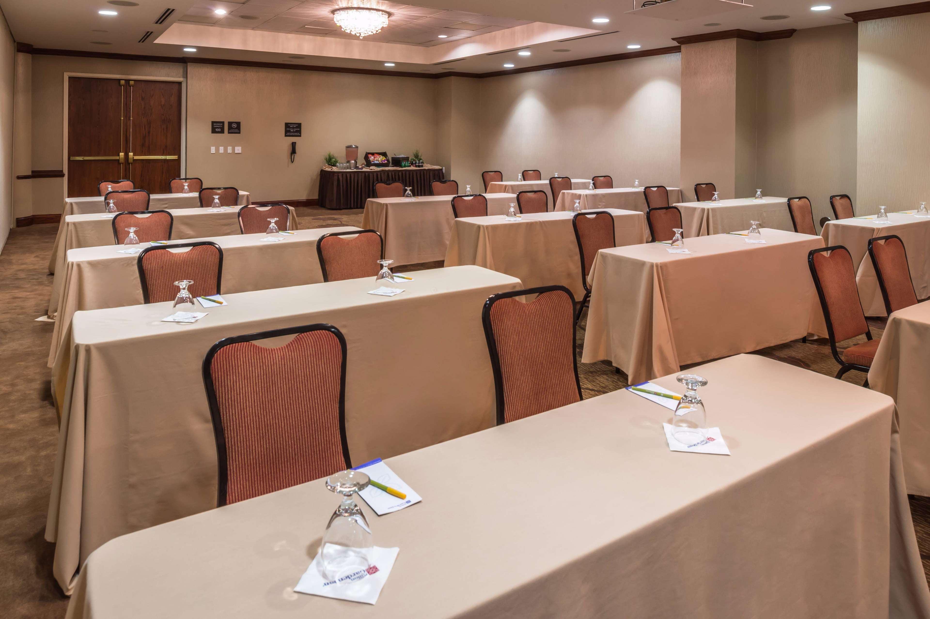 Hilton Garden Inn Detroit Southfield Eksteriør billede