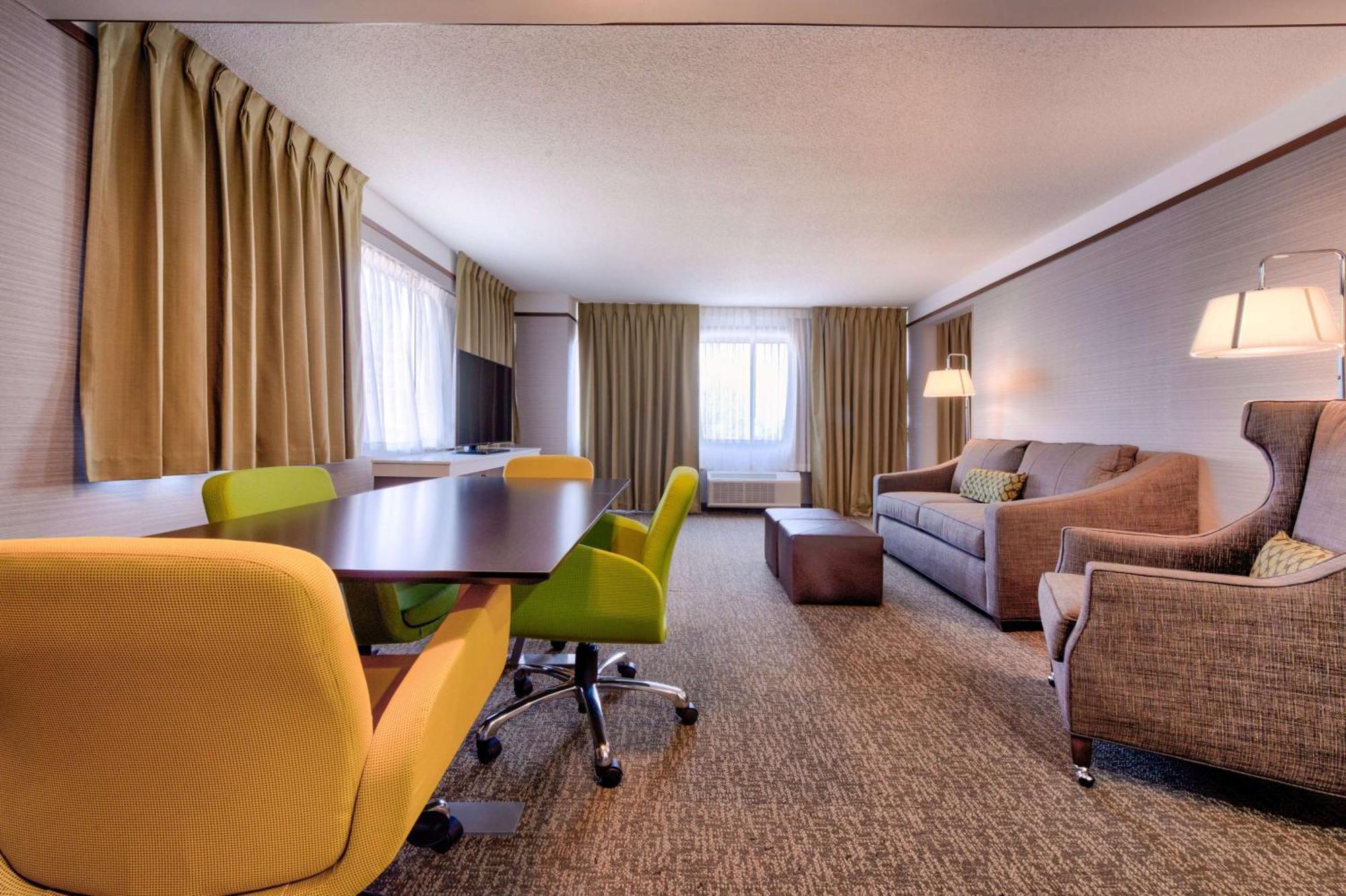 Hilton Garden Inn Detroit Southfield Eksteriør billede